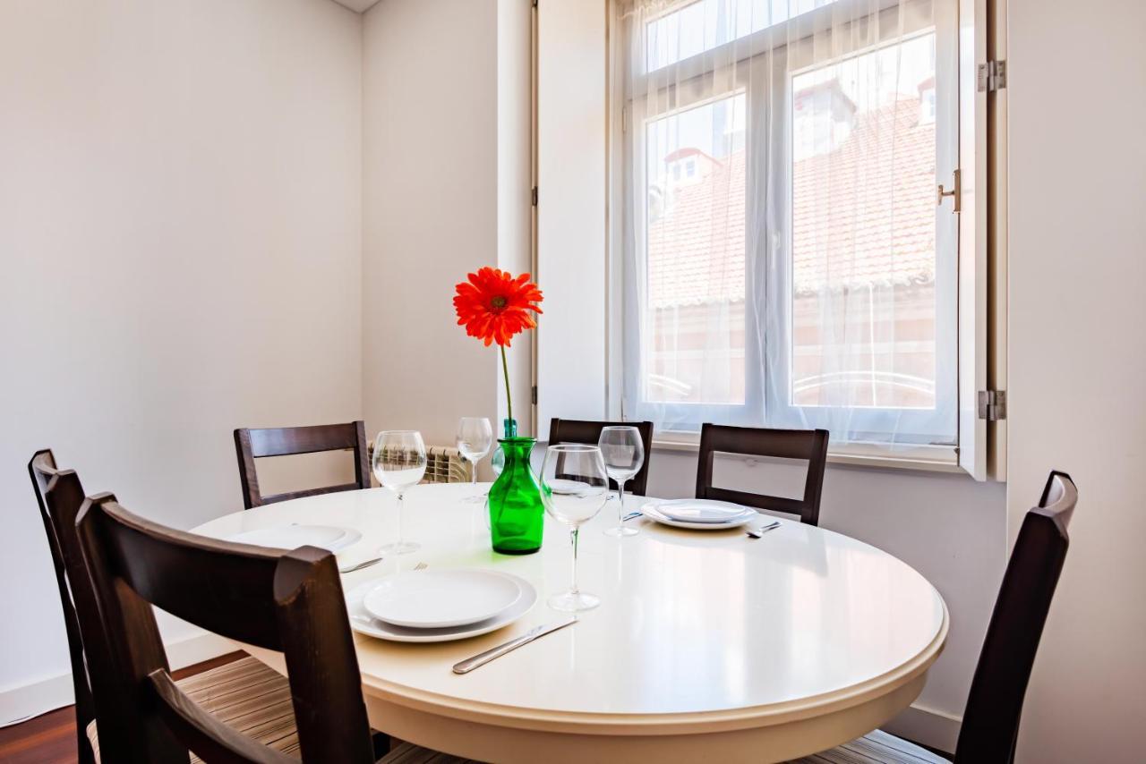 Chiado Prime Camoes Apartment Lissabon Exterior foto